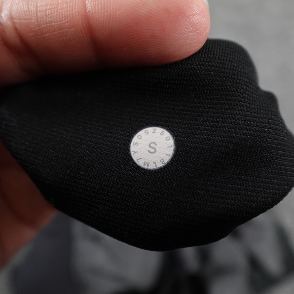 Lululemon T.H.E. Short Linerless Mens Small Gray Heather Athletic Training Gym - Picture 3 of 8